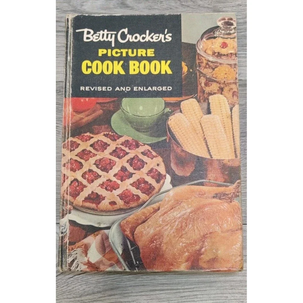Betty Crocker's Picture Cook Book Revised Enlarged Second Edition 4th Print 1956